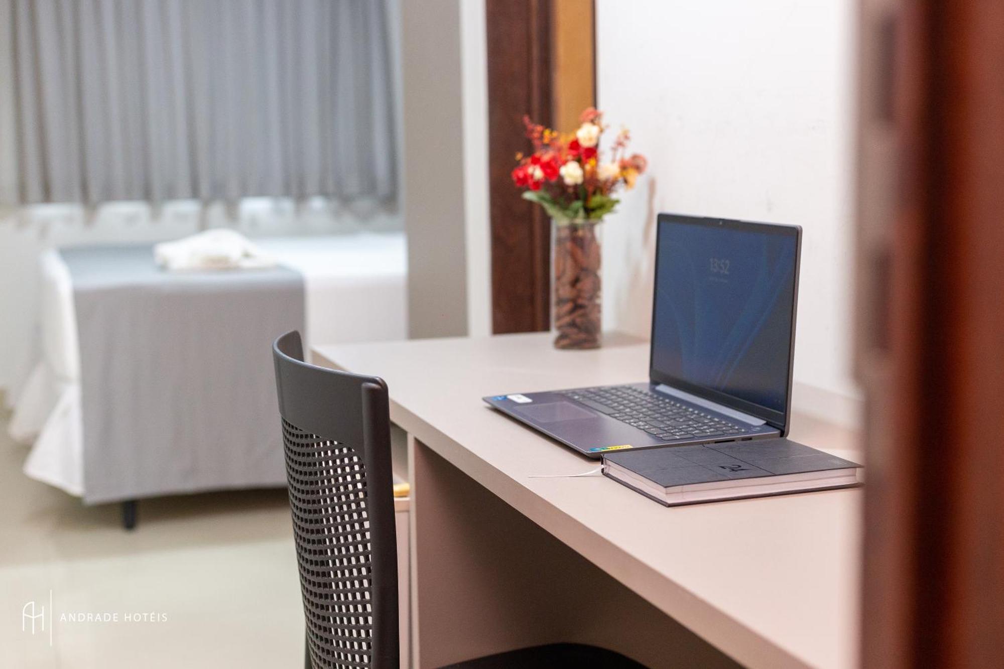 Rede Andrade Riviera Premium Hotel Salvador Exterior photo